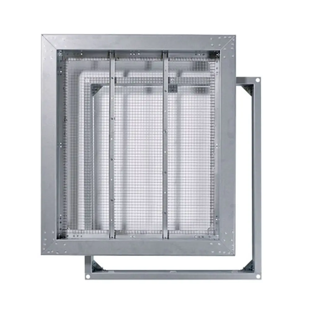 Graues Nagerschutzgitter mit Gitterstruktur, montiert in einem rechteckigen Rahmen. Geeignet für den Einsatz mit Vaillant Produkten.